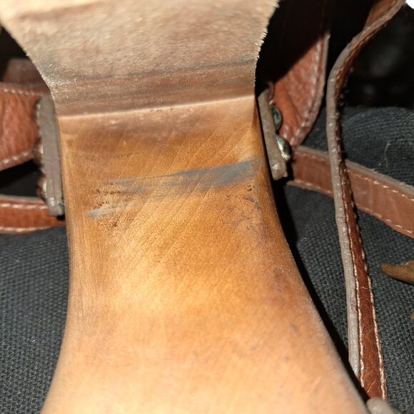 Old School Vintage Coach Size 10 Wooden Heel Strap Platforms in British Tan - Picture 6 of 14